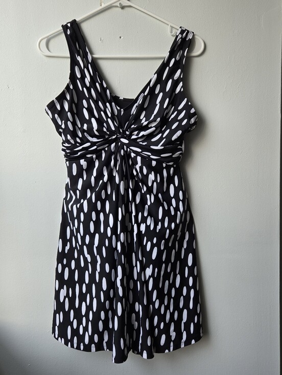 Shapermint Other - Shapermint Lg Swim Dress Black White Spots Flattering Excellent Quality Slimming